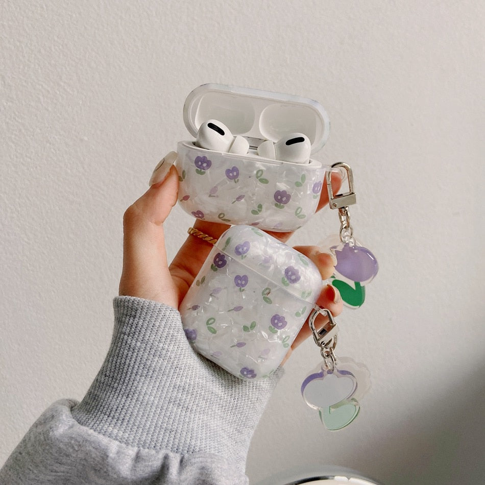 Cute White AirPods Case+Keychain