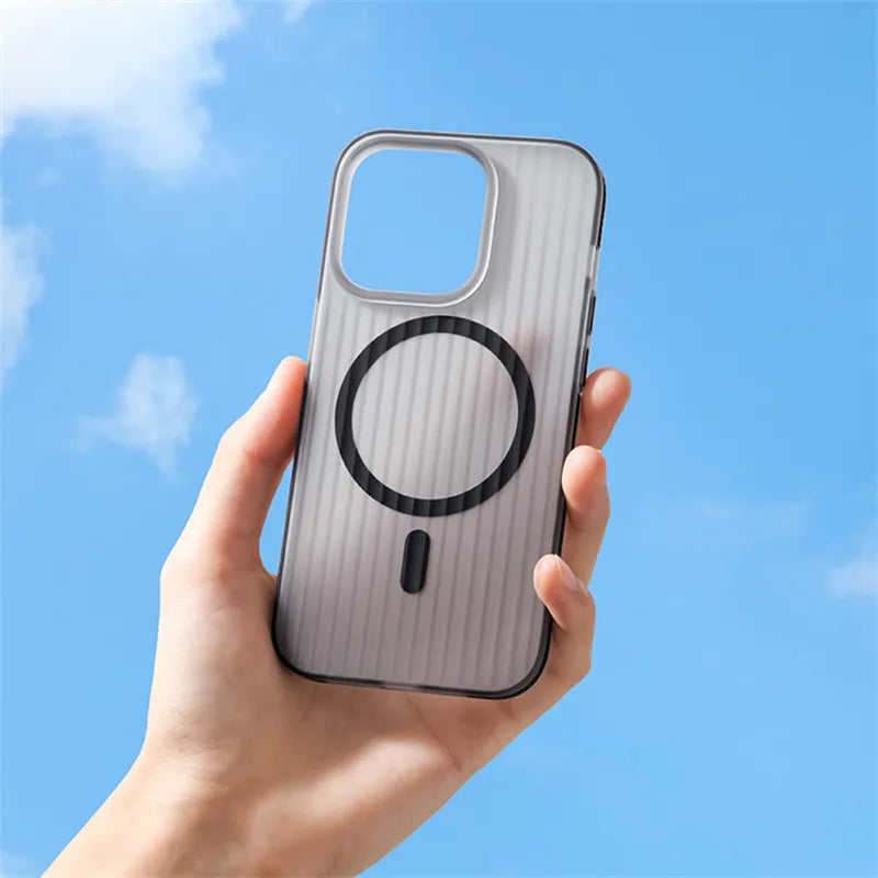 Geometric Stripes MagSafe Case