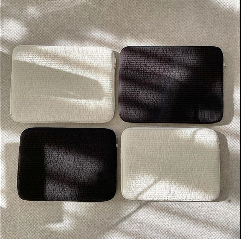 Black&White-Stylish Fabric Style Laptop/iPad Sleeve