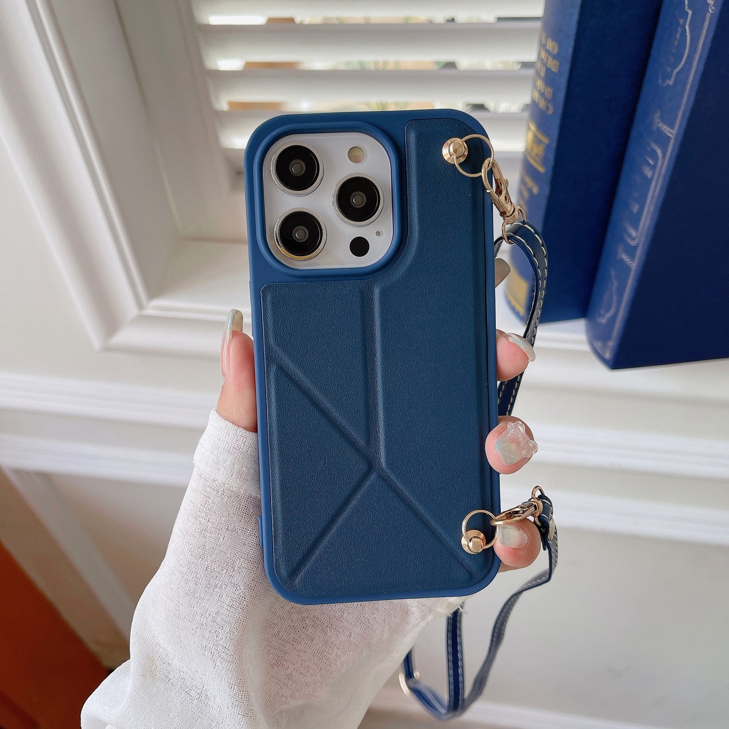 Elegant Lanyard Case